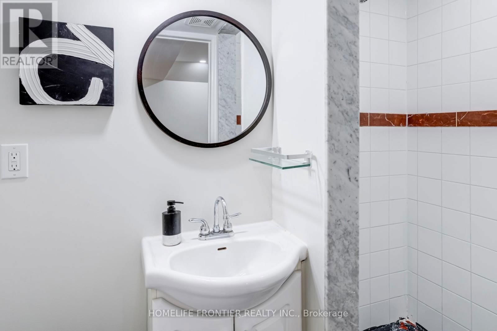 805 OTHELLO COURT Image 43