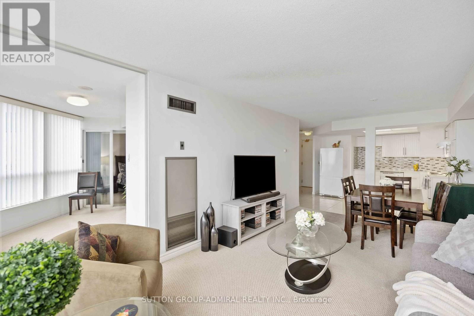 1011 - 4460 TUCANA COURT Image 15