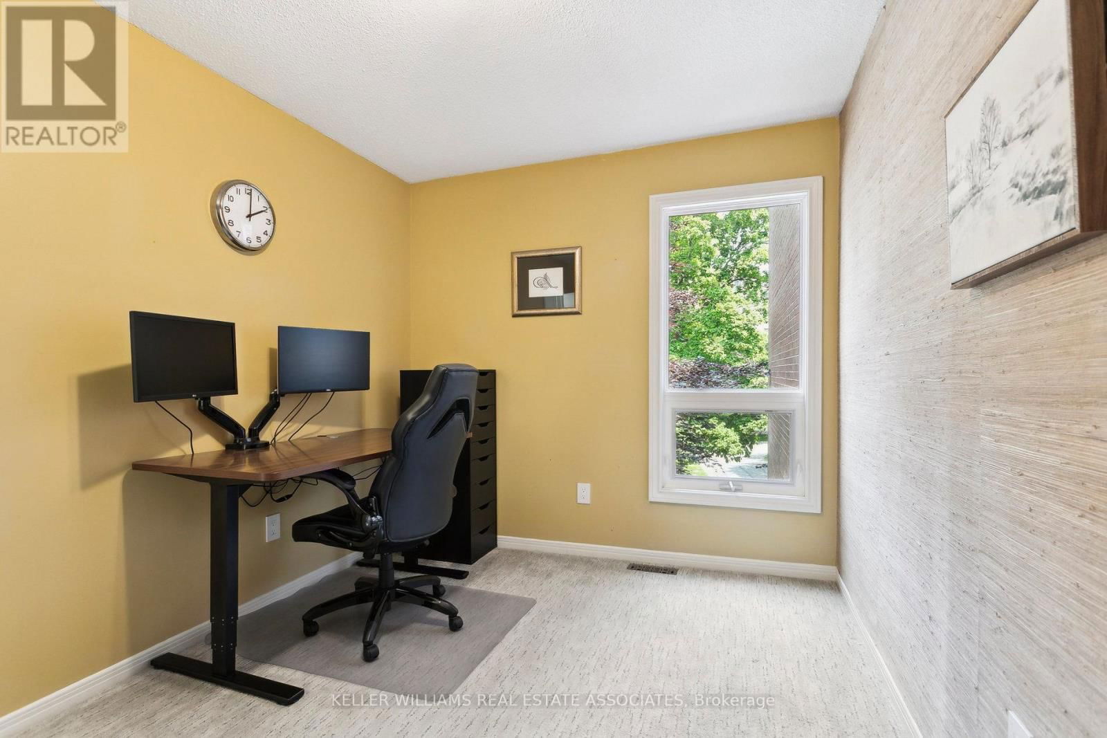 23 - 1250 MARLBOROUGH COURT Image 18