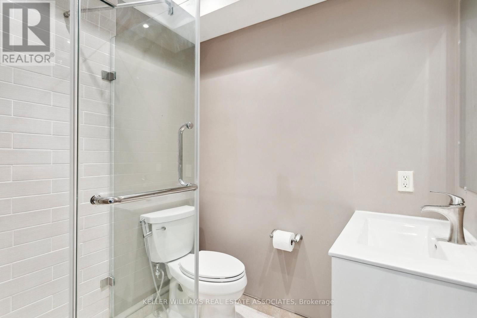 23 - 1250 MARLBOROUGH COURT Image 27