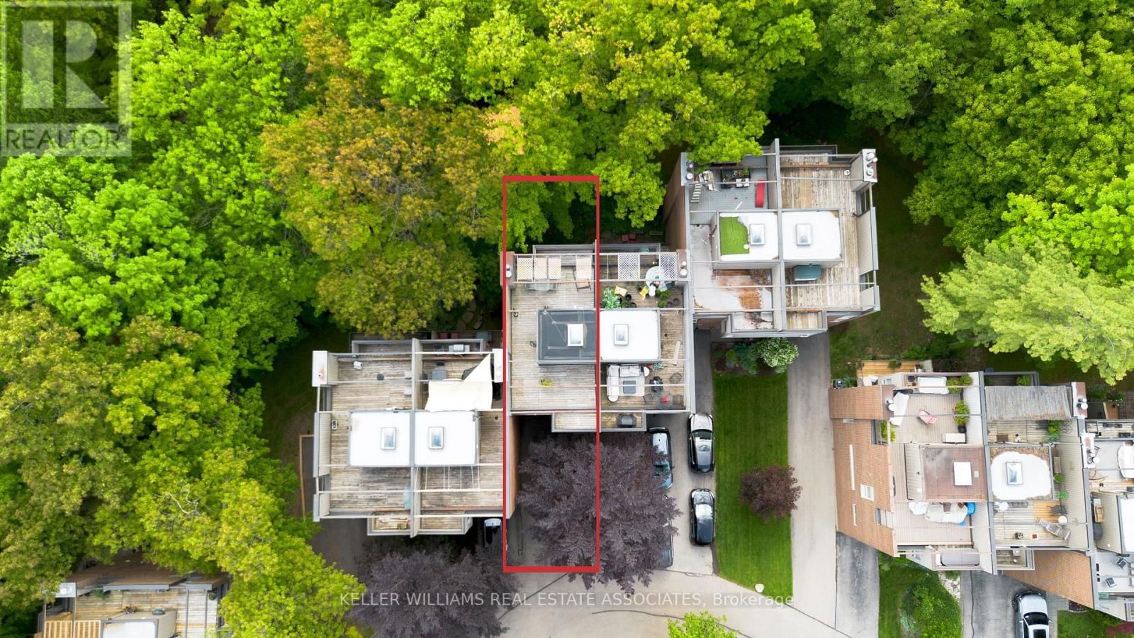 23 - 1250 MARLBOROUGH COURT Image 3