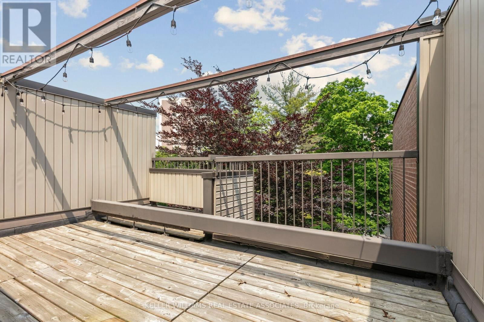 23 - 1250 MARLBOROUGH COURT Image 35