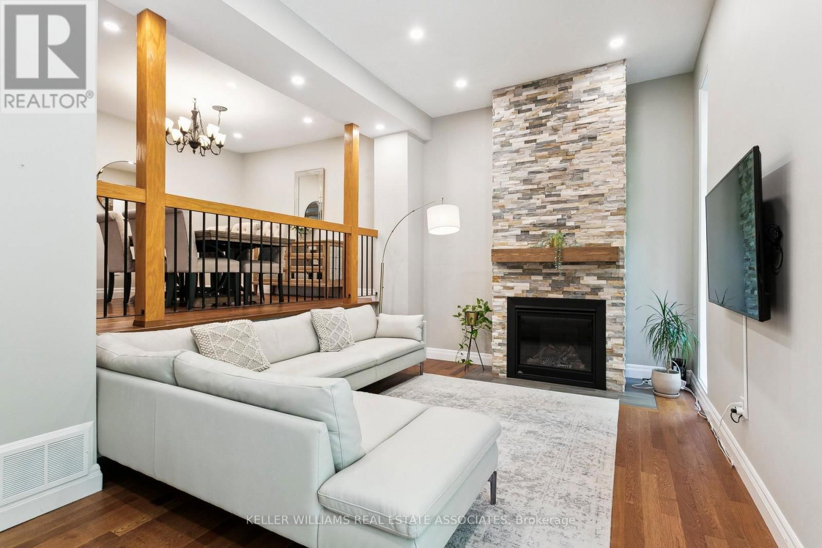 23 - 1250 MARLBOROUGH COURT Image 6