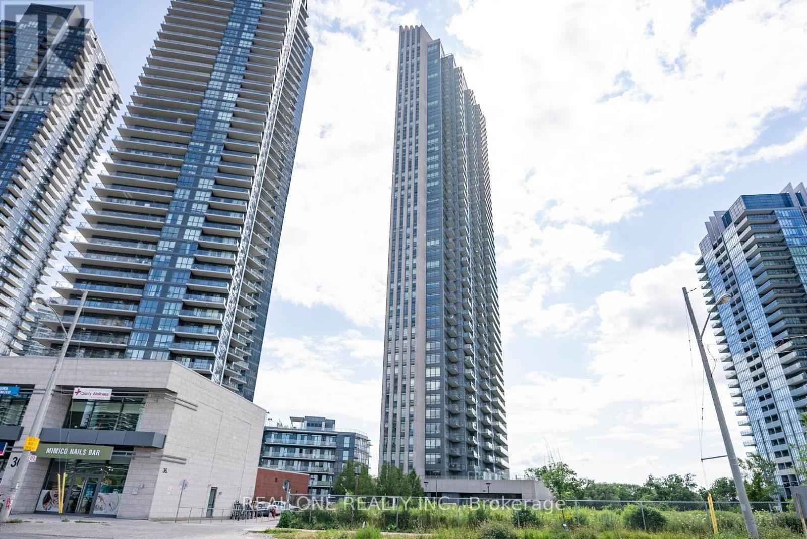 2708 - 36 PARK LAWN ROAD Image 2
