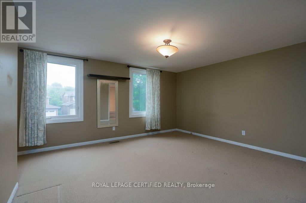 94 REYNIER DRIVE Image 16