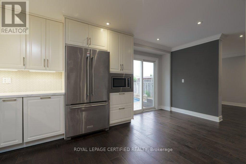 94 REYNIER DRIVE Image 9