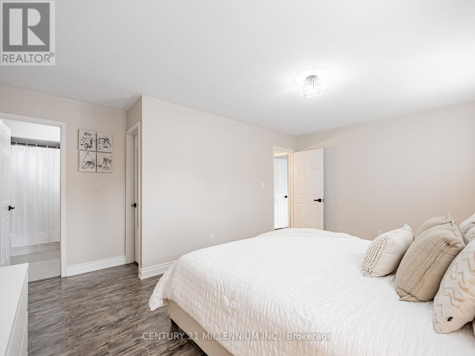 325 MARSHALL CRESCENT Image 20
