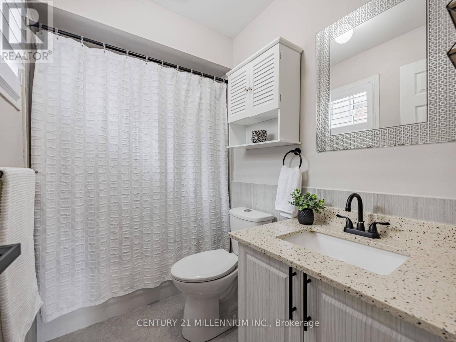 325 MARSHALL CRESCENT Image 21