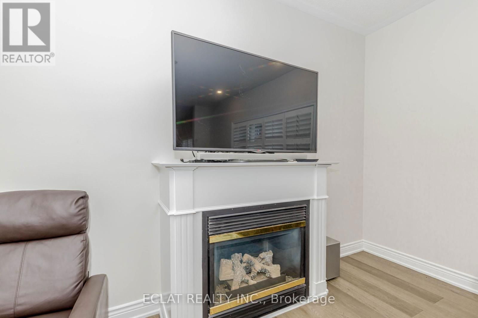 3513 STONECUTTER CRESCENT Image 23