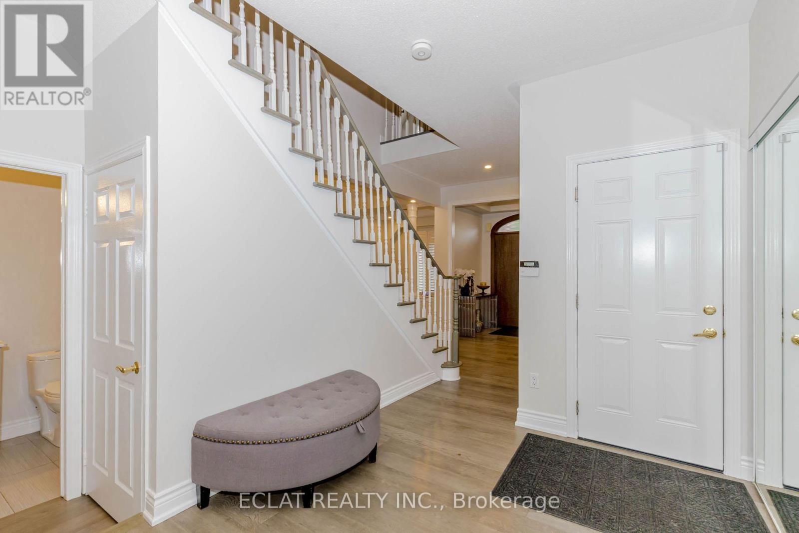3513 STONECUTTER CRESCENT Image 27