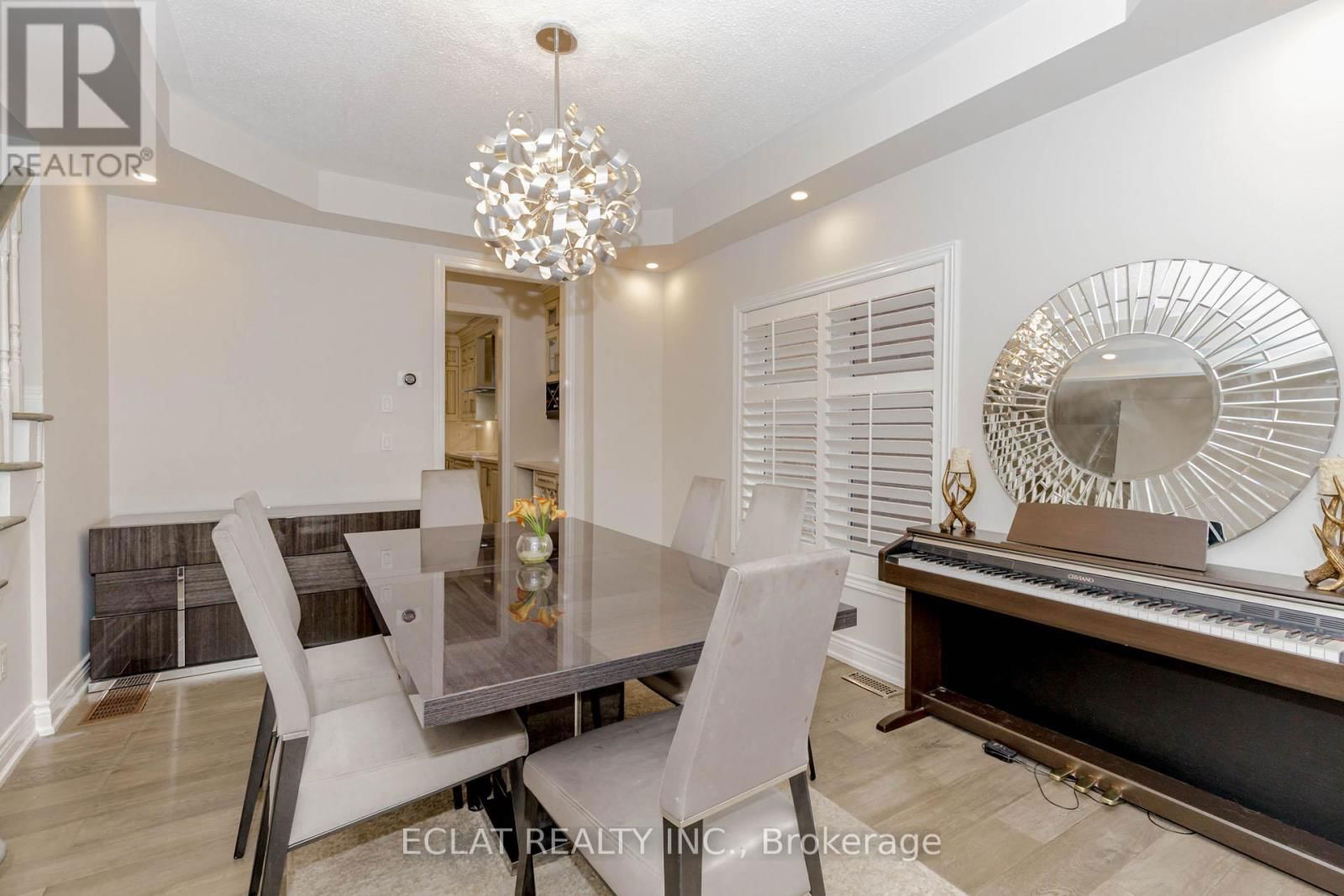 3513 STONECUTTER CRESCENT Image 4