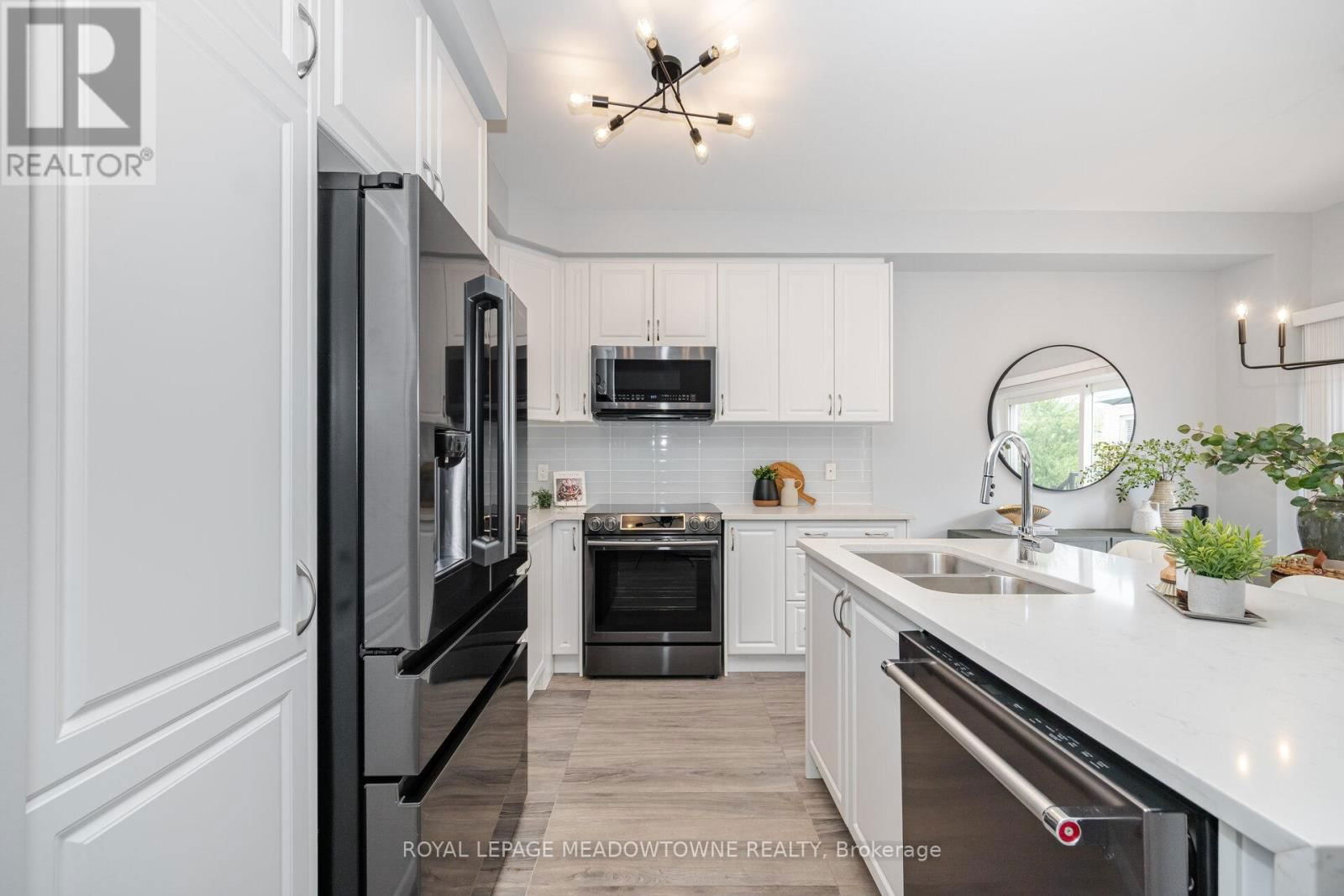 68 AMARILLO ROAD Image 10