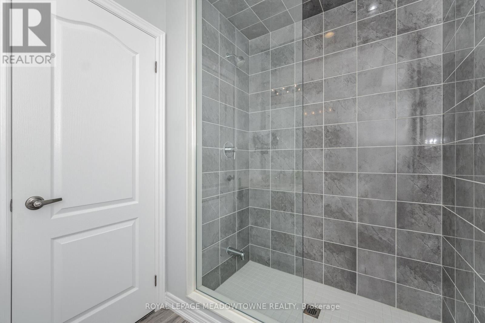 68 AMARILLO ROAD Image 21