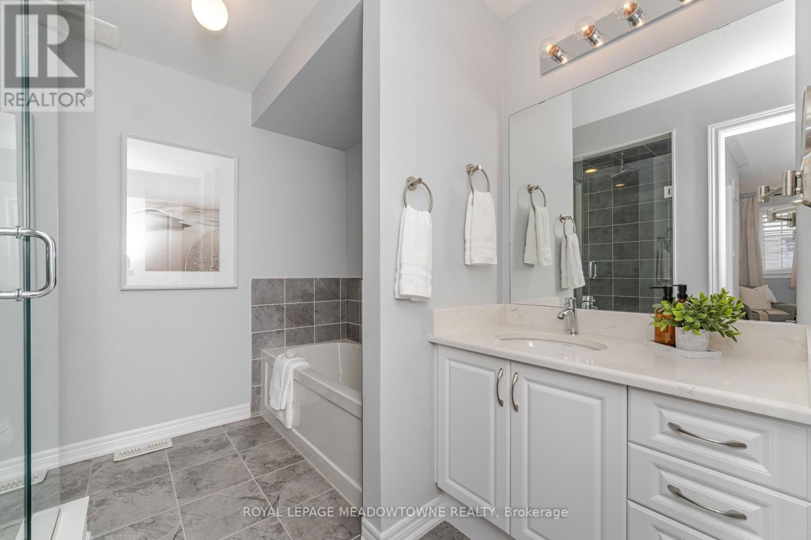 68 AMARILLO ROAD Image 28