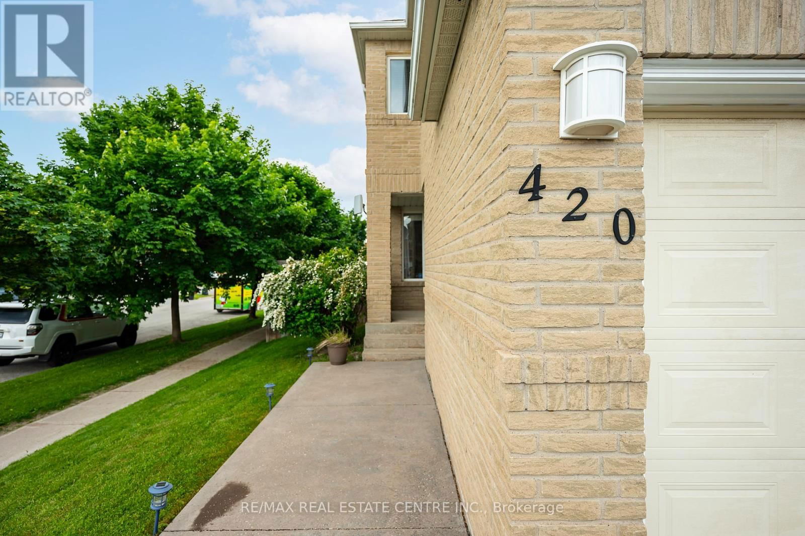 420 JAY CRESCENT Image 4