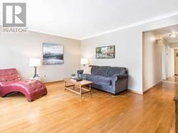 8 CHESHIRE DRIVE Image 2