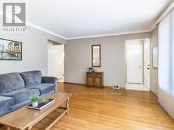 8 CHESHIRE DRIVE Image 5
