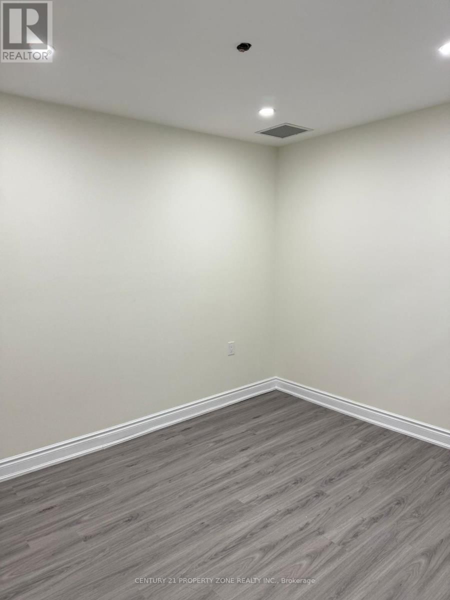 22 - 7050 BRAMALEA ROAD Image 4