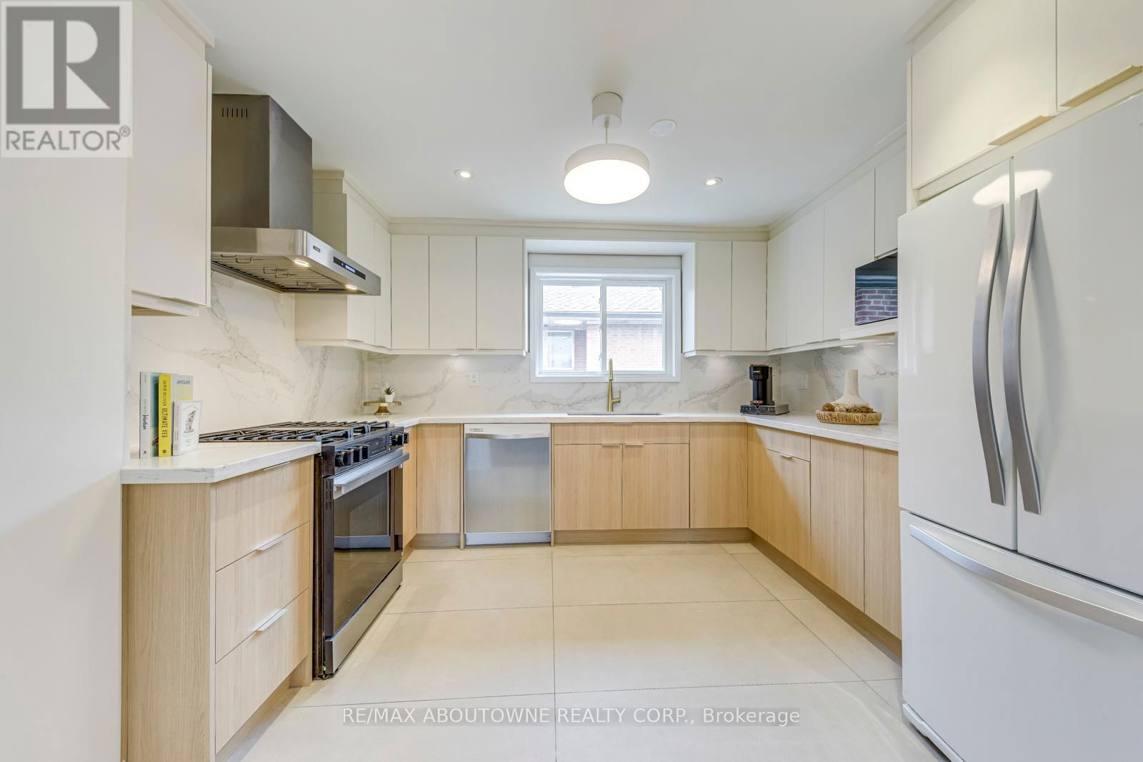 7 IVYBRIDGE DRIVE Image 15