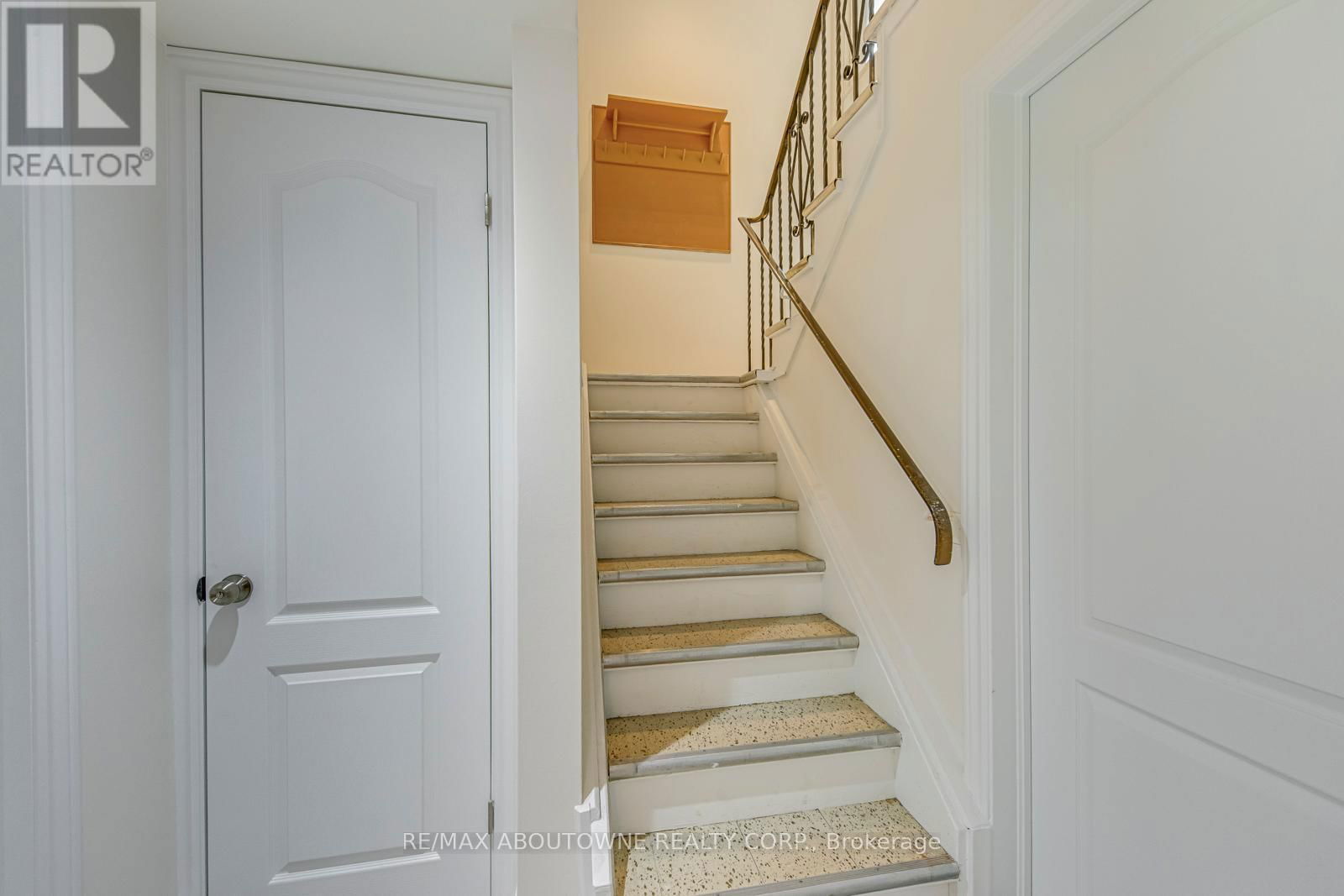 7 IVYBRIDGE DRIVE Image 31