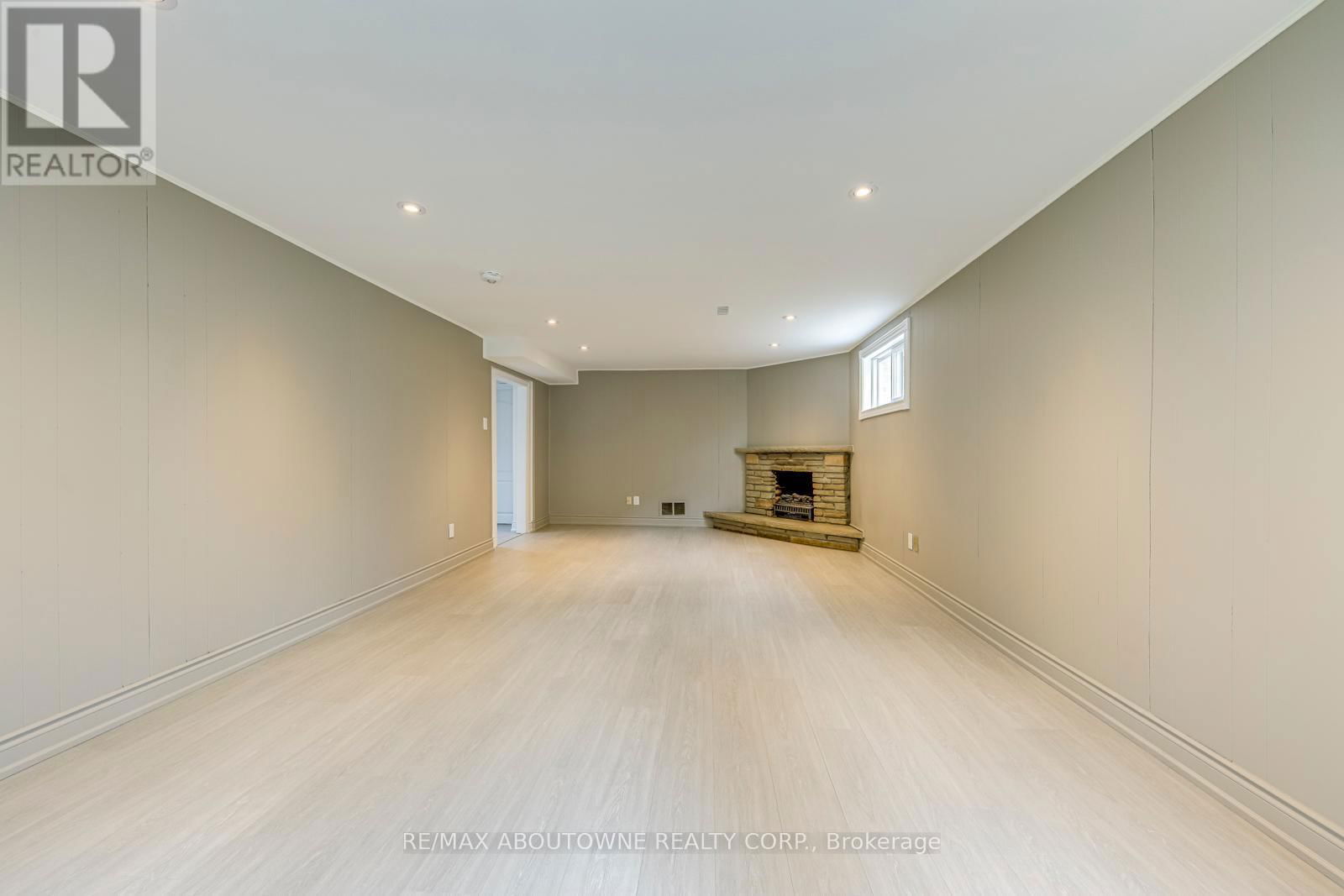 7 IVYBRIDGE DRIVE Image 34