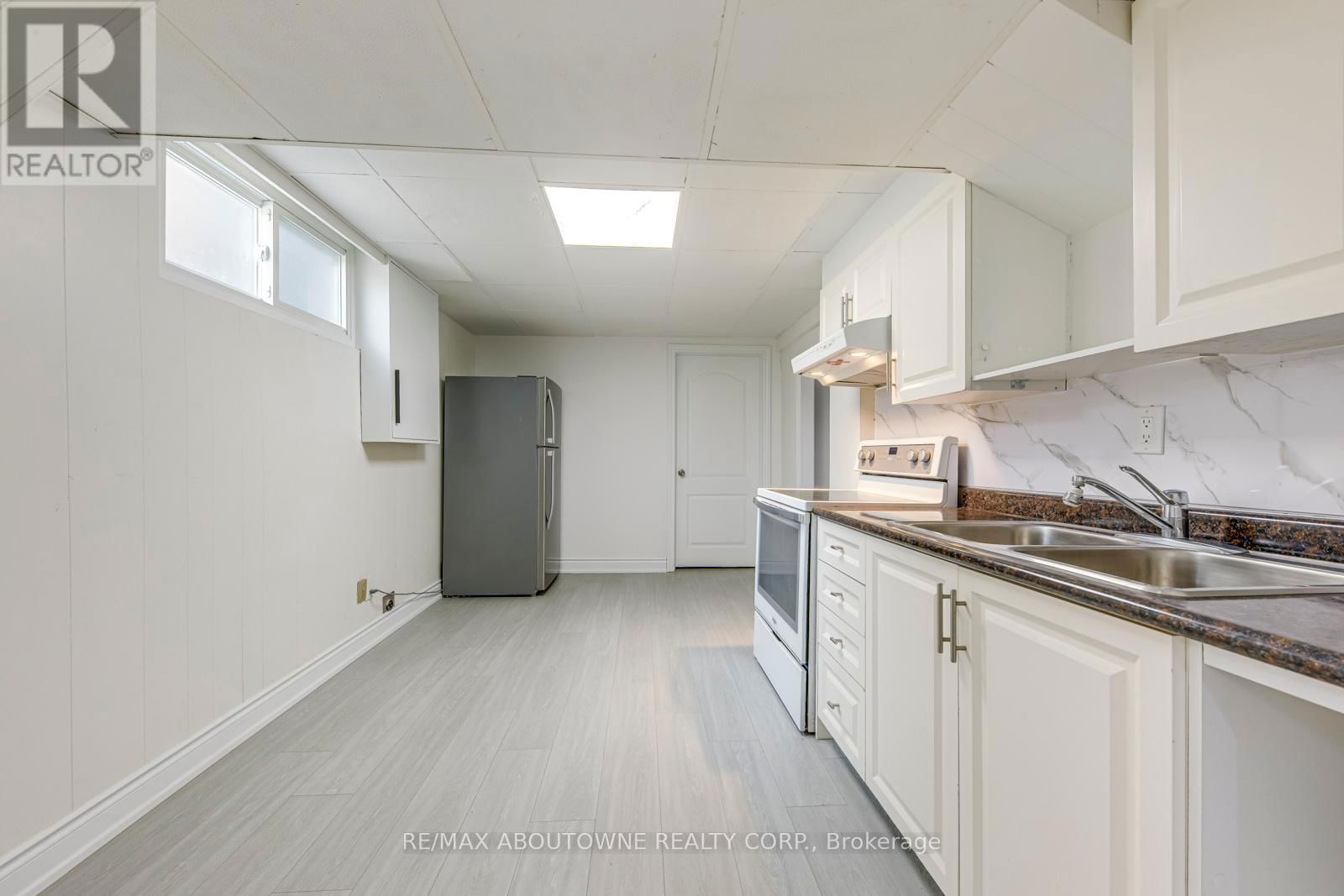 7 IVYBRIDGE DRIVE Image 35