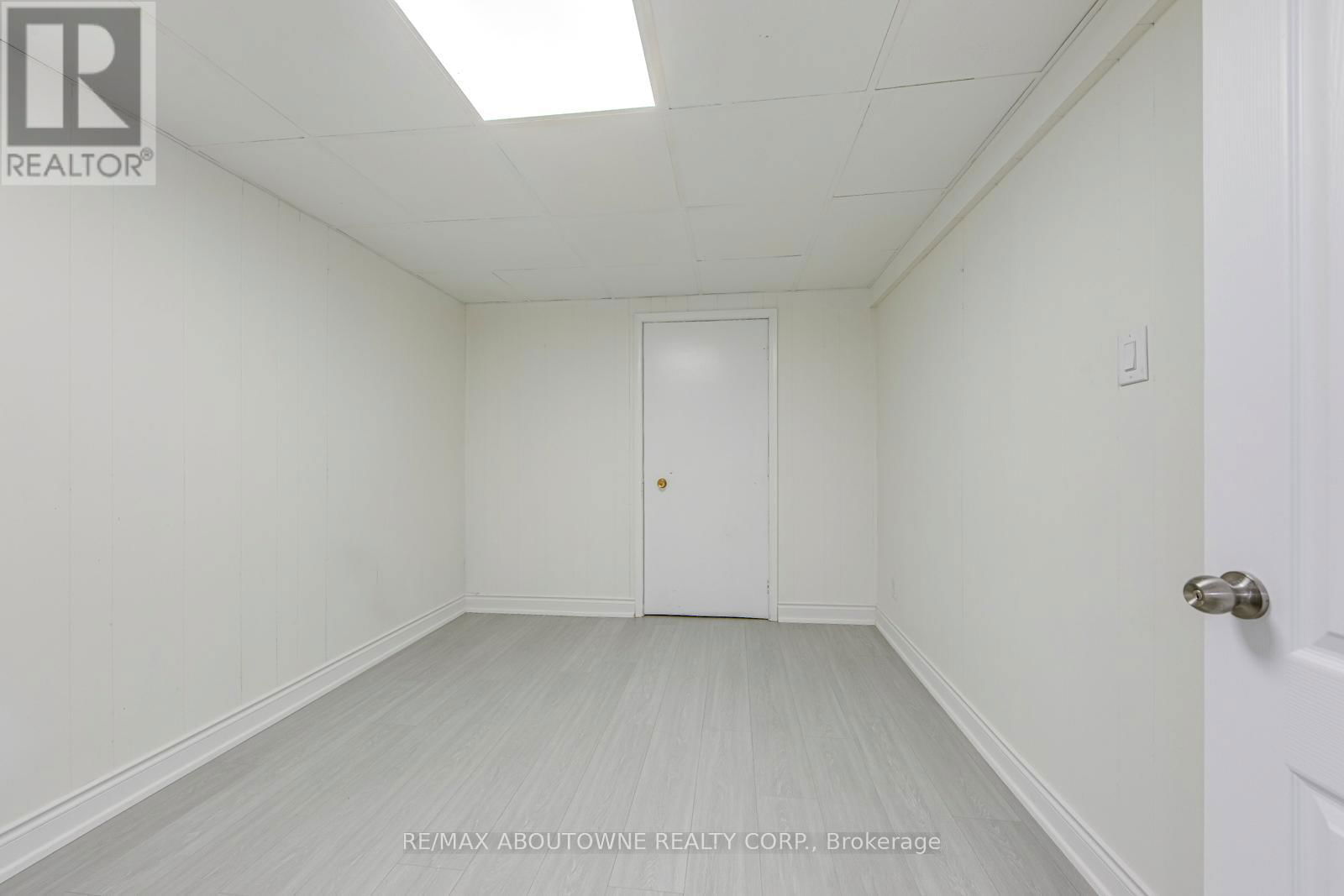 7 IVYBRIDGE DRIVE Image 36