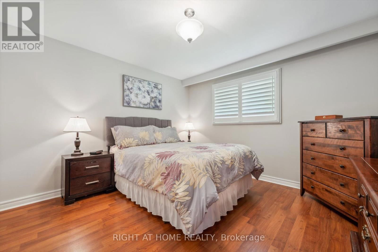 90 CLEMENT ROAD Image 15