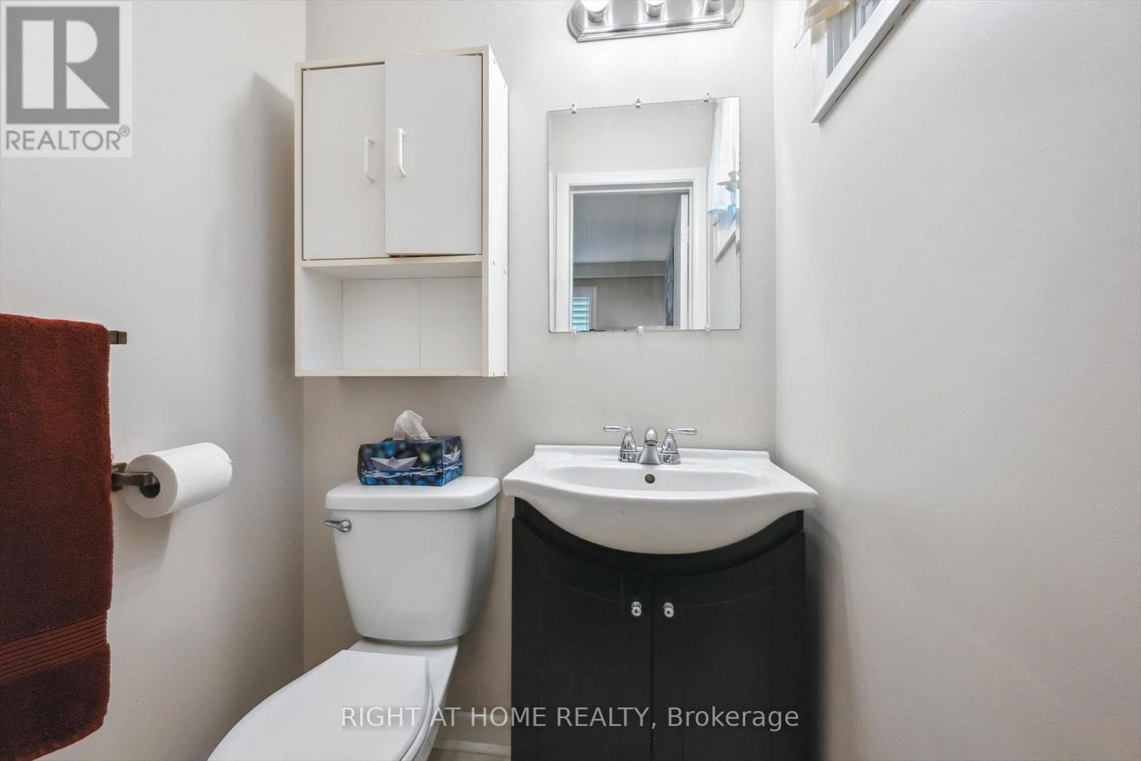90 CLEMENT ROAD Image 18