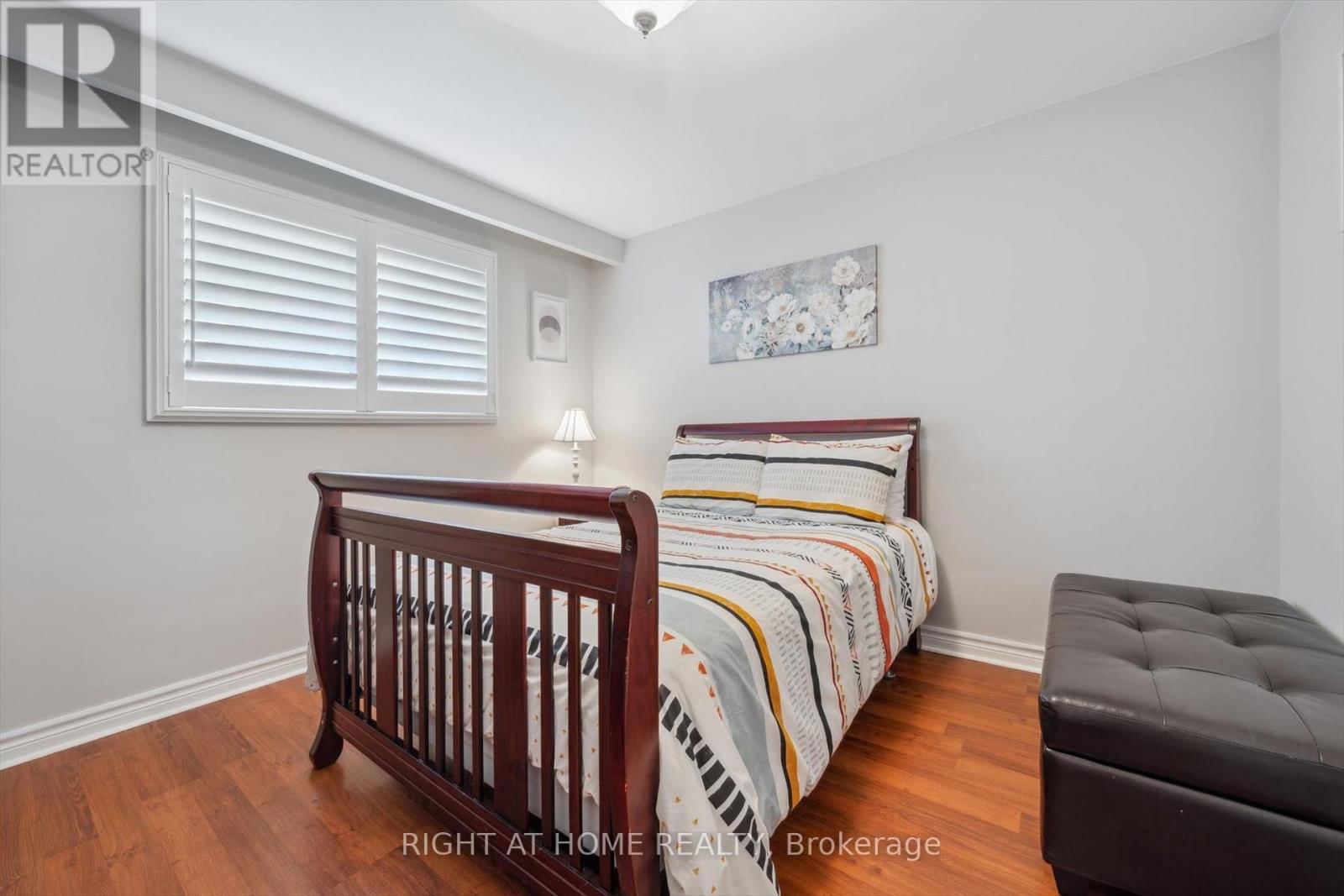 90 CLEMENT ROAD Image 19