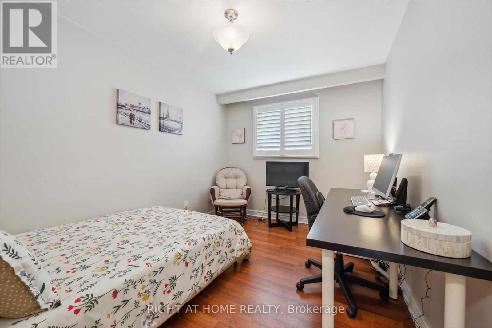 90 CLEMENT ROAD Image 21