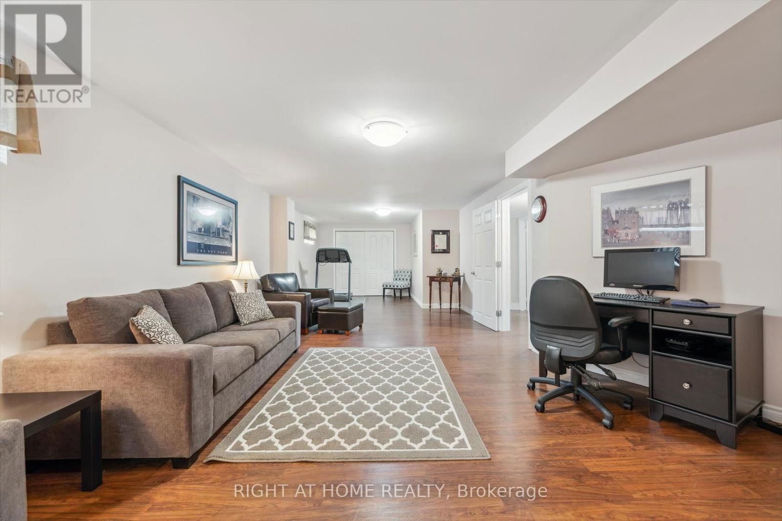 90 CLEMENT ROAD Image 27