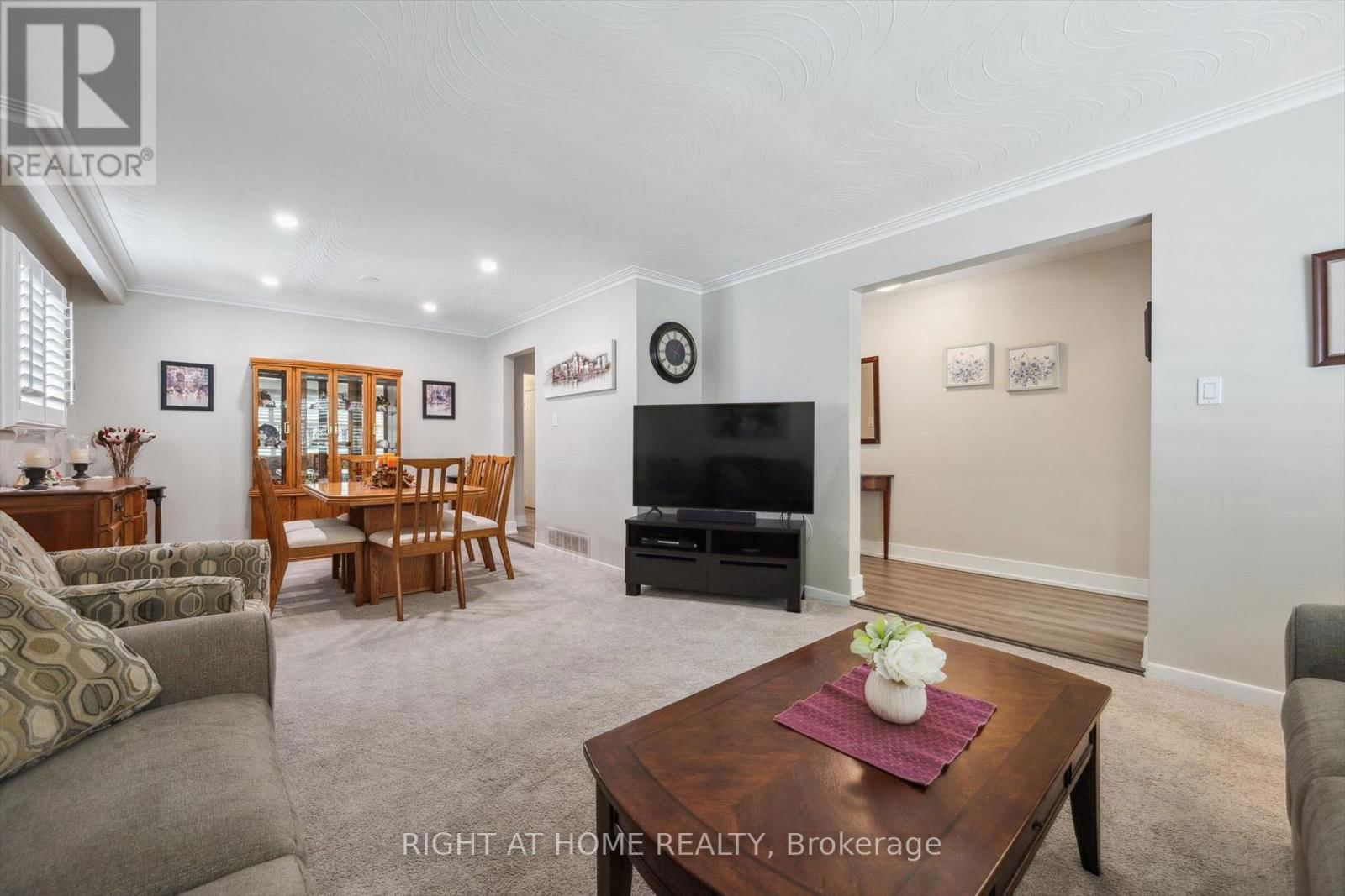90 CLEMENT ROAD Image 9