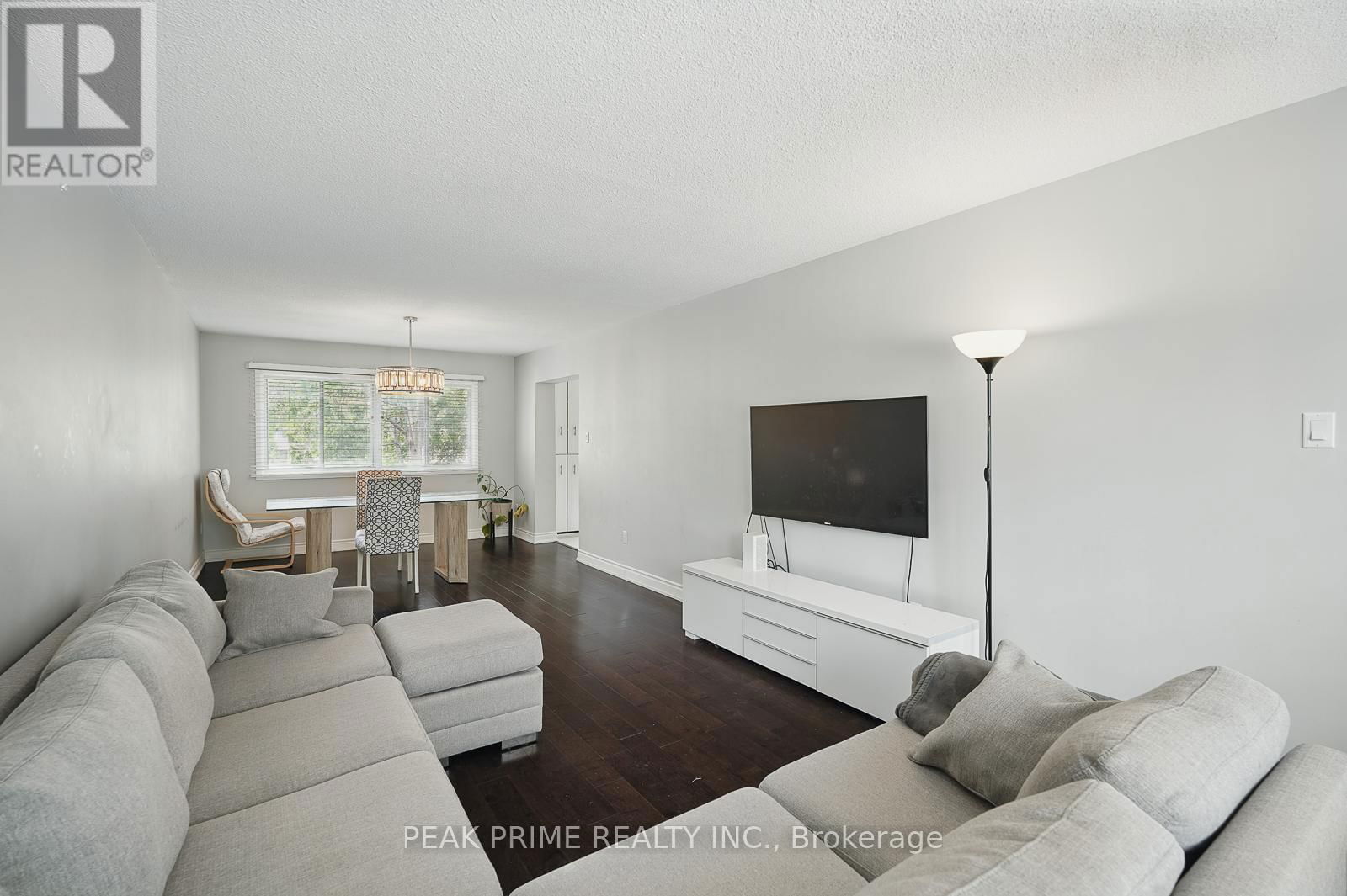 28 - 7030 COPENHAGEN ROAD Image 6