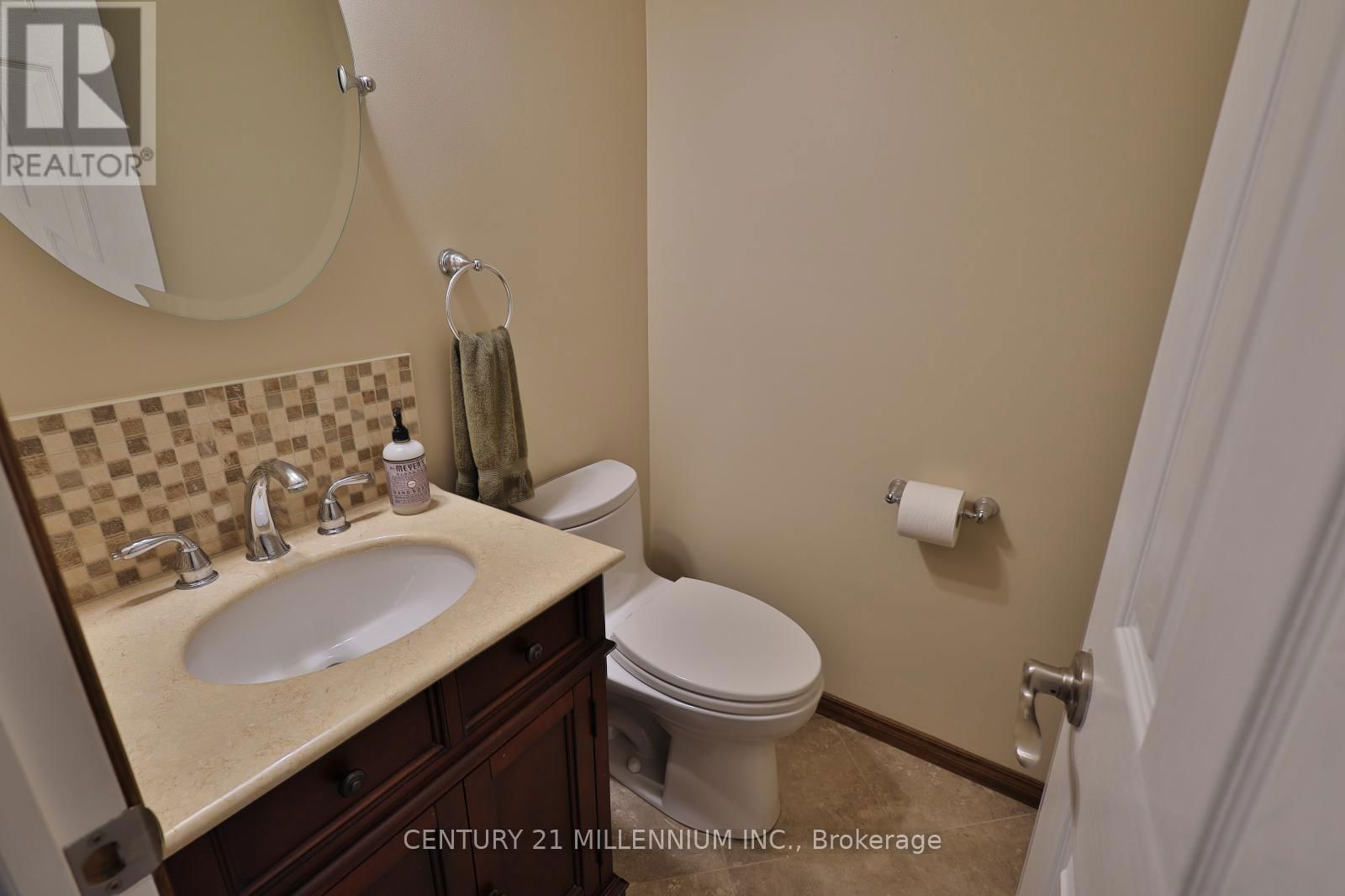254 KENSINGTON PLACE Image 26