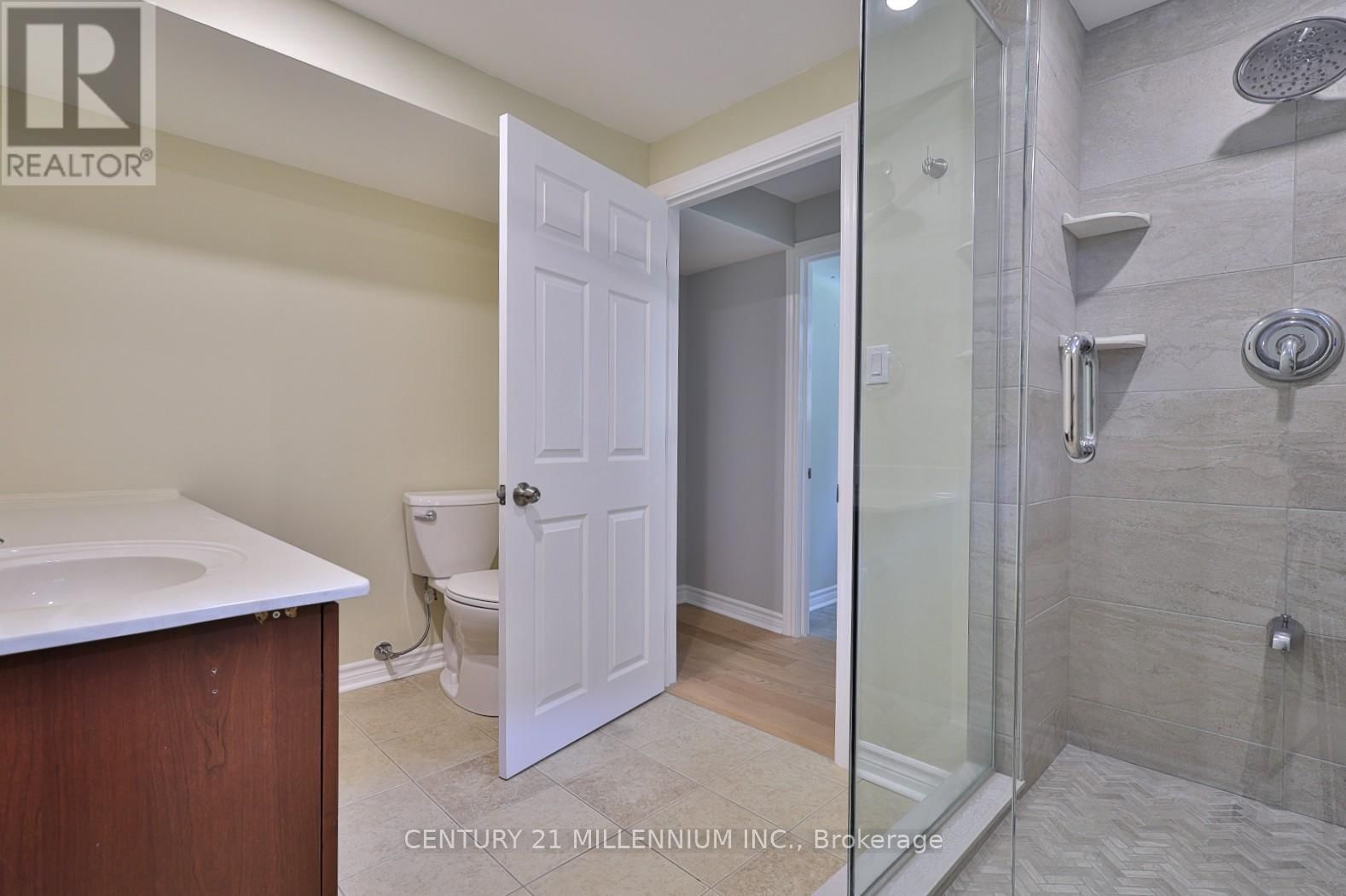 254 KENSINGTON PLACE Image 40