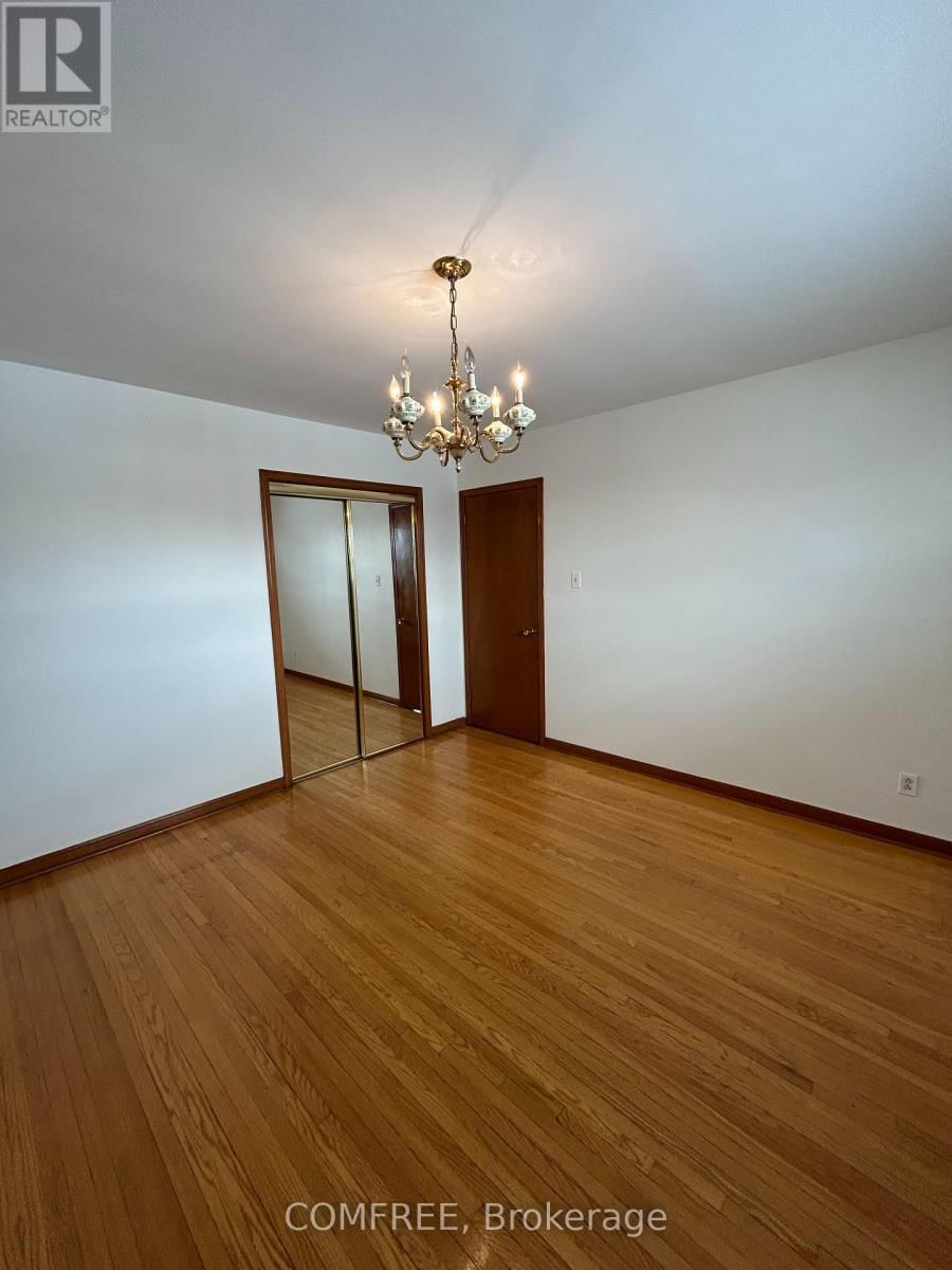 85 DOWNSVIEW AVENUE Image 16