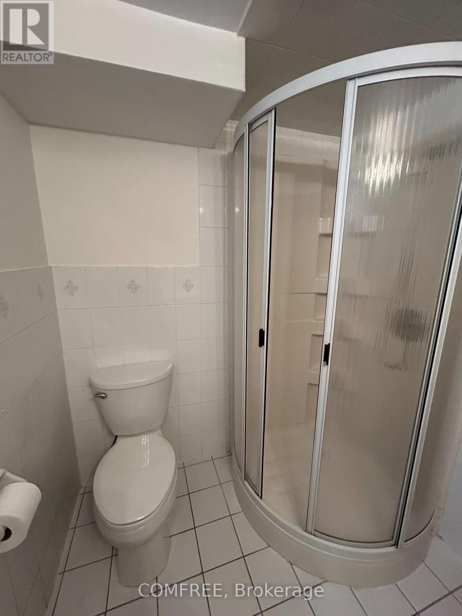 85 DOWNSVIEW AVENUE Image 30