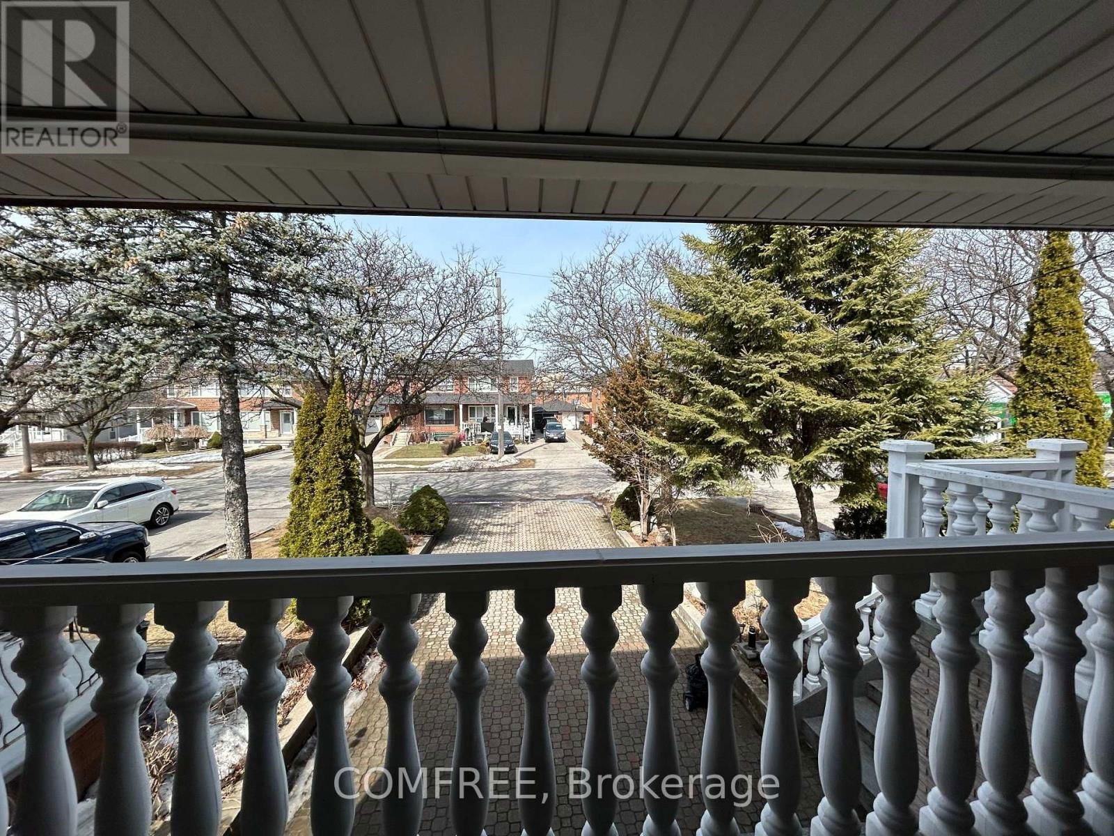 85 DOWNSVIEW AVENUE Image 4
