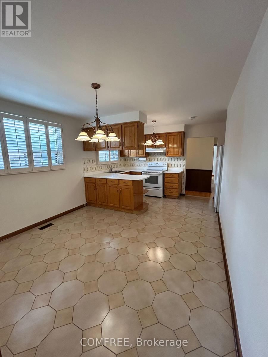 85 DOWNSVIEW AVENUE Image 7