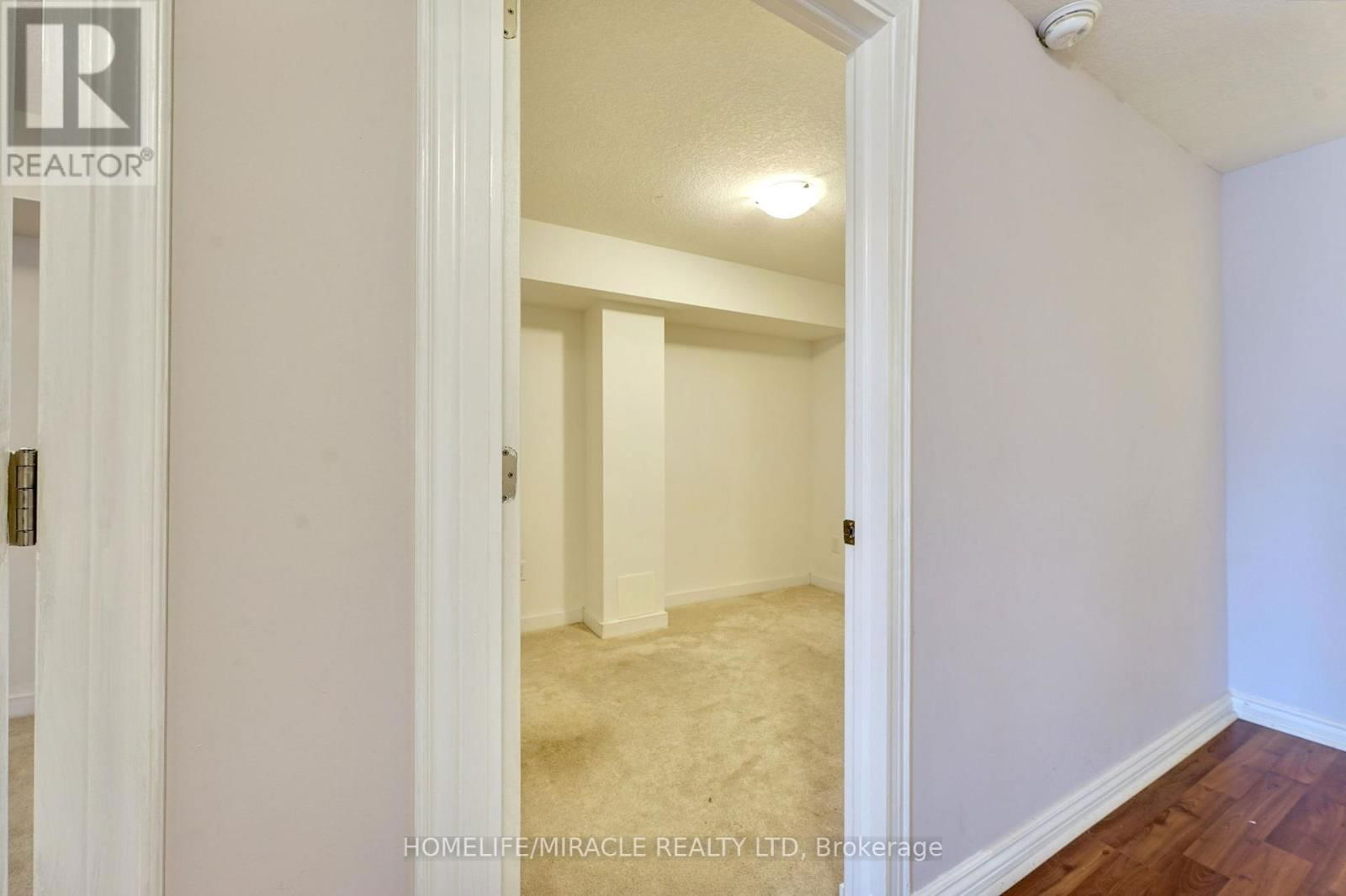 108 GOLDEN SPRING DRIVE Image 40