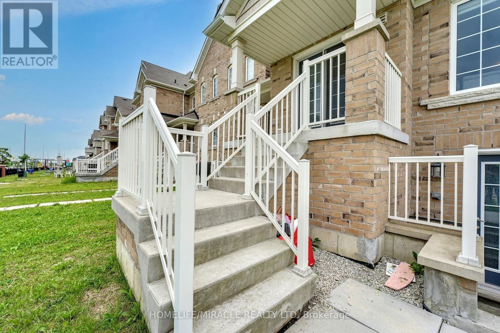 108 GOLDEN SPRING DRIVE Image 43