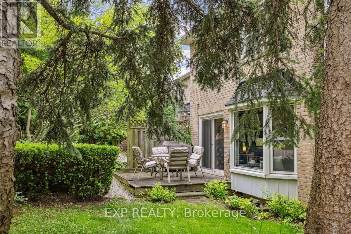 62 TAMARACK CIRCLE Image 34