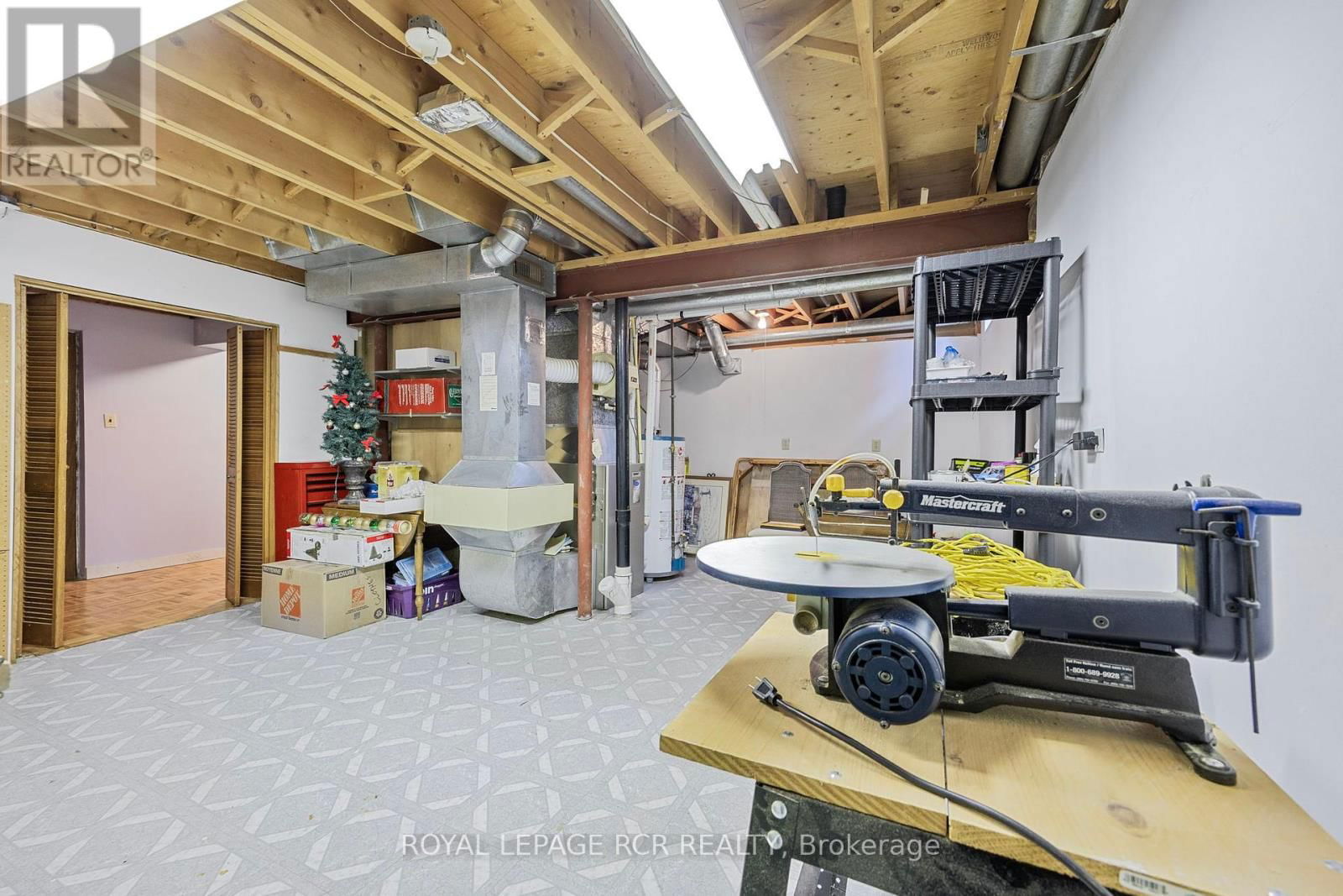 39 PASSMORE AVENUE Image 31