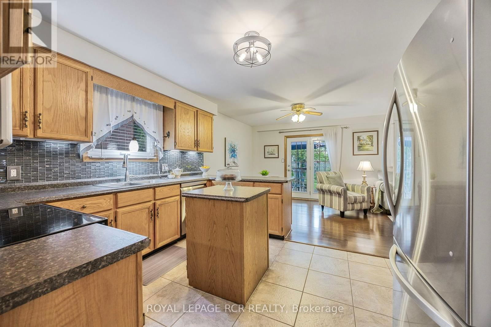 39 PASSMORE AVENUE Image 7