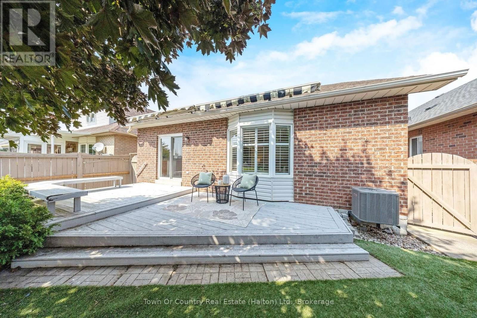 330 CENTENNIAL FOREST DRIVE Image 30