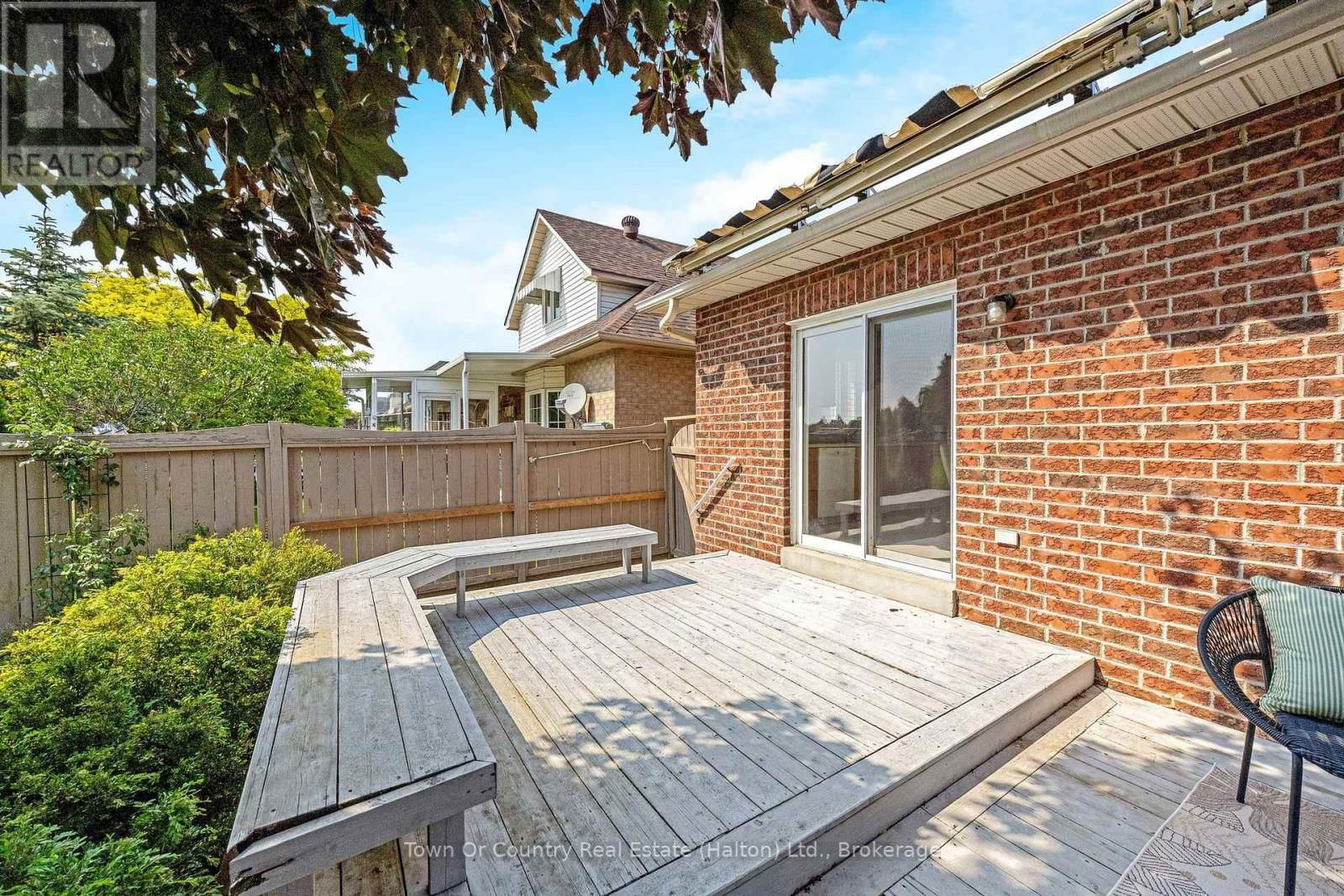 330 CENTENNIAL FOREST DRIVE Image 32