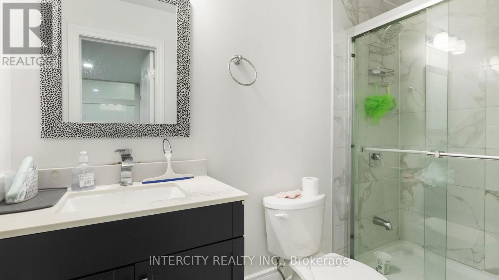 72 CAMPWOOD CRESCENT Image 41