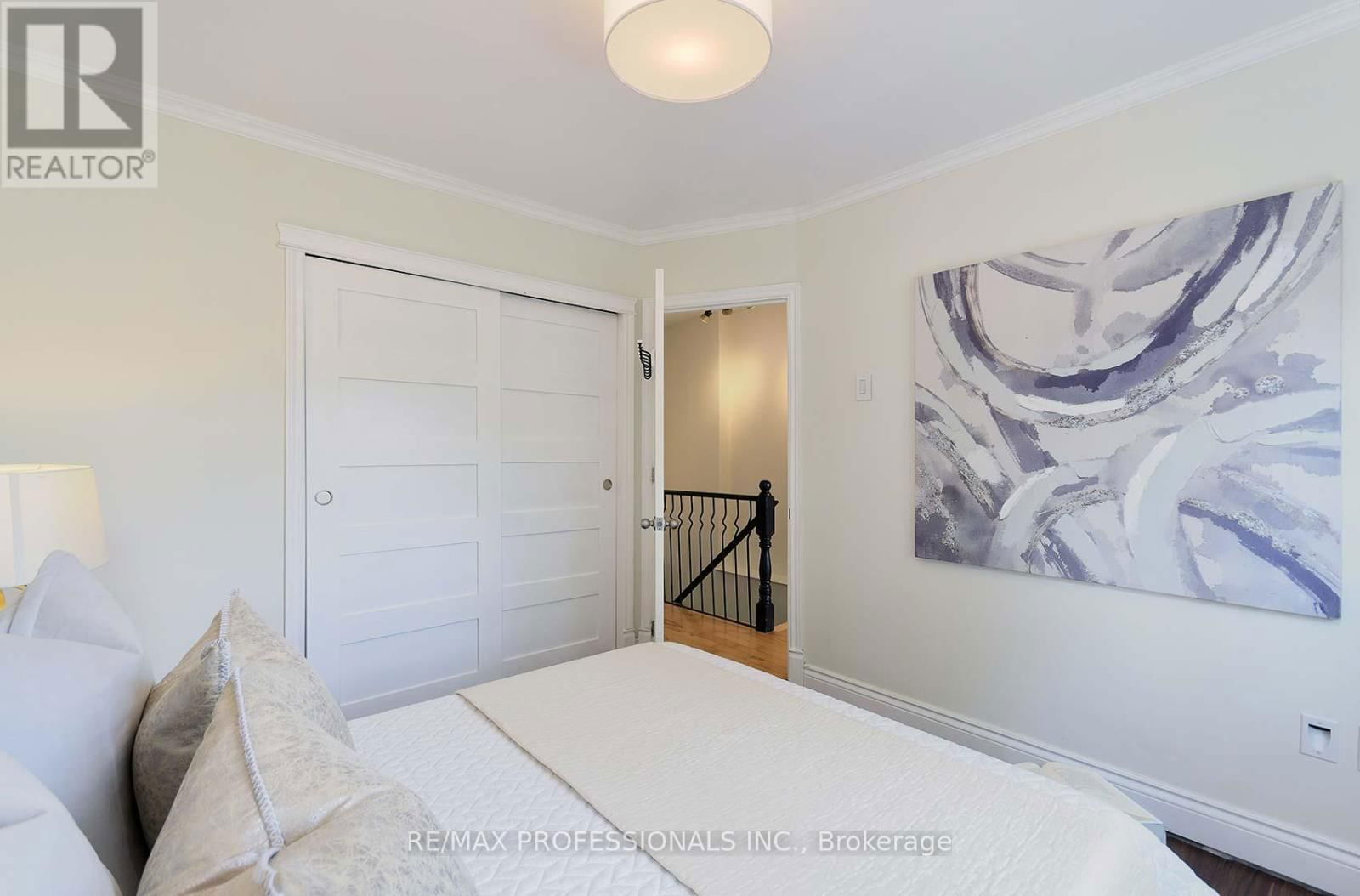 263 SIXTH STREET Image 19