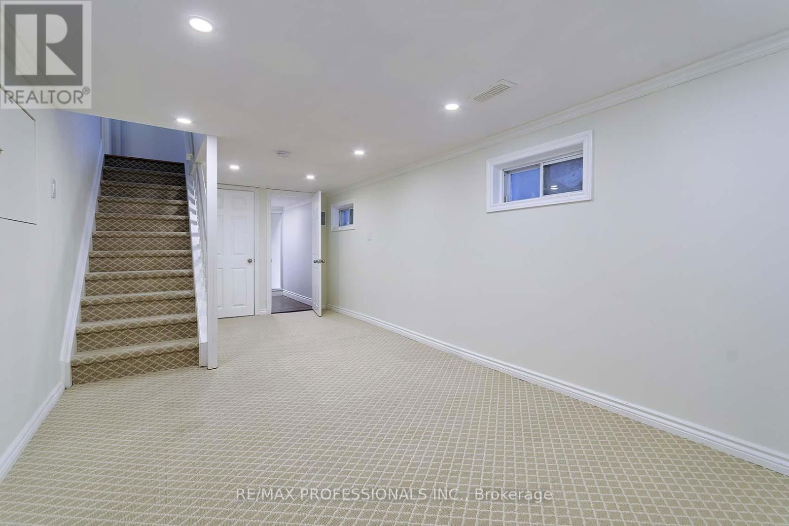263 SIXTH STREET Image 27